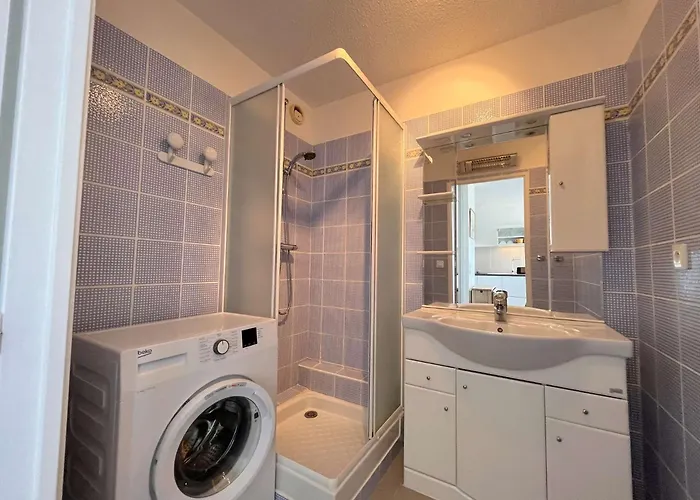 Ca410-216 2 Pieces 4 Personnes A Sur